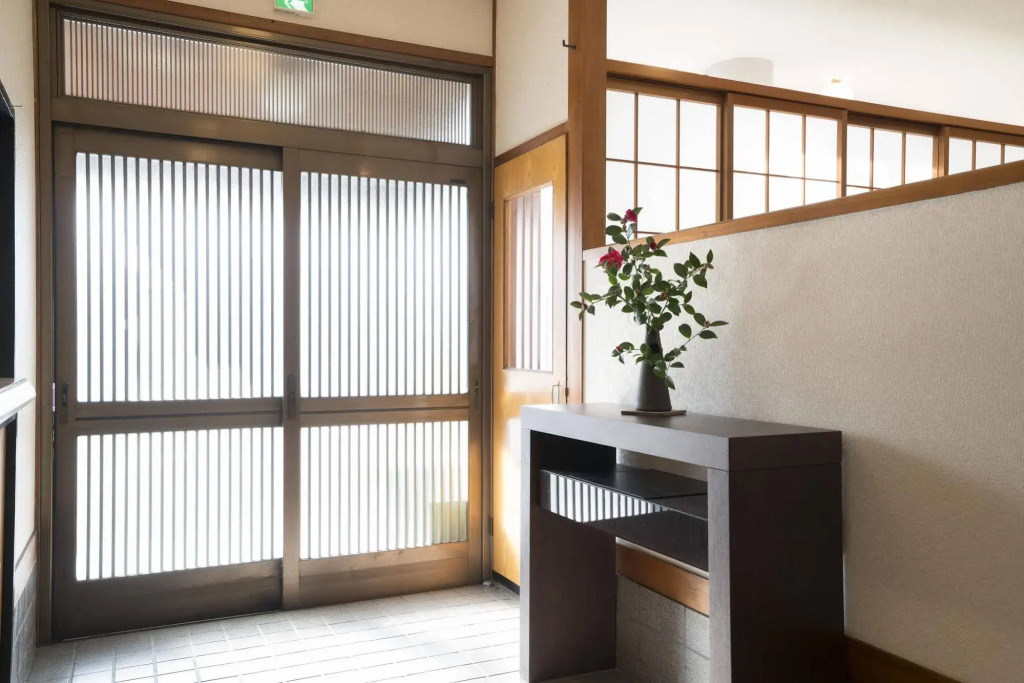 Tsubaki House