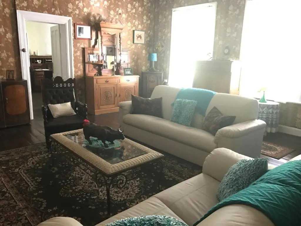 Dingup House