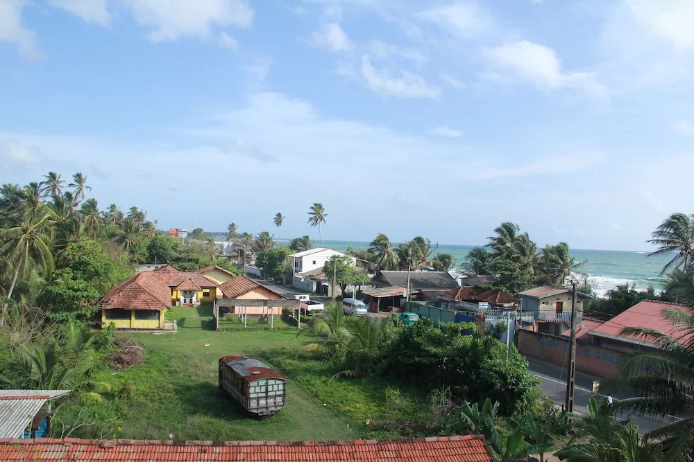 Ravindra Hotel and Restaurant