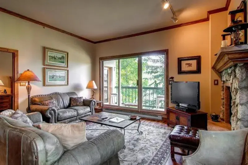 Beaver Creek, 2 Bedroom Condo at the Borders, Ski-In Ski-Out, in the Village
