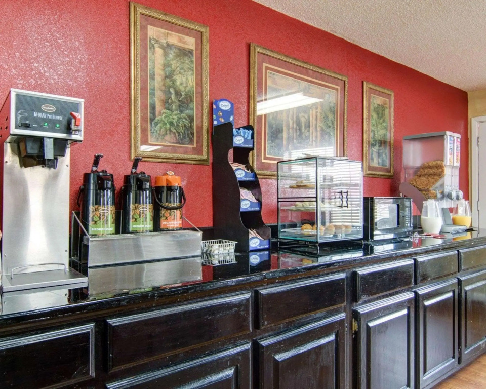 Econo Lodge Pine Bluff