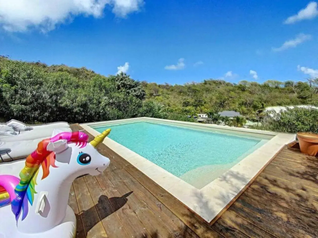 Villa Palmira, 4 min from Orient Bay beach