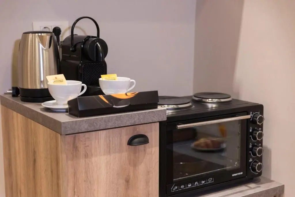 Wisdom Residence Luxury Apartments at Plaka