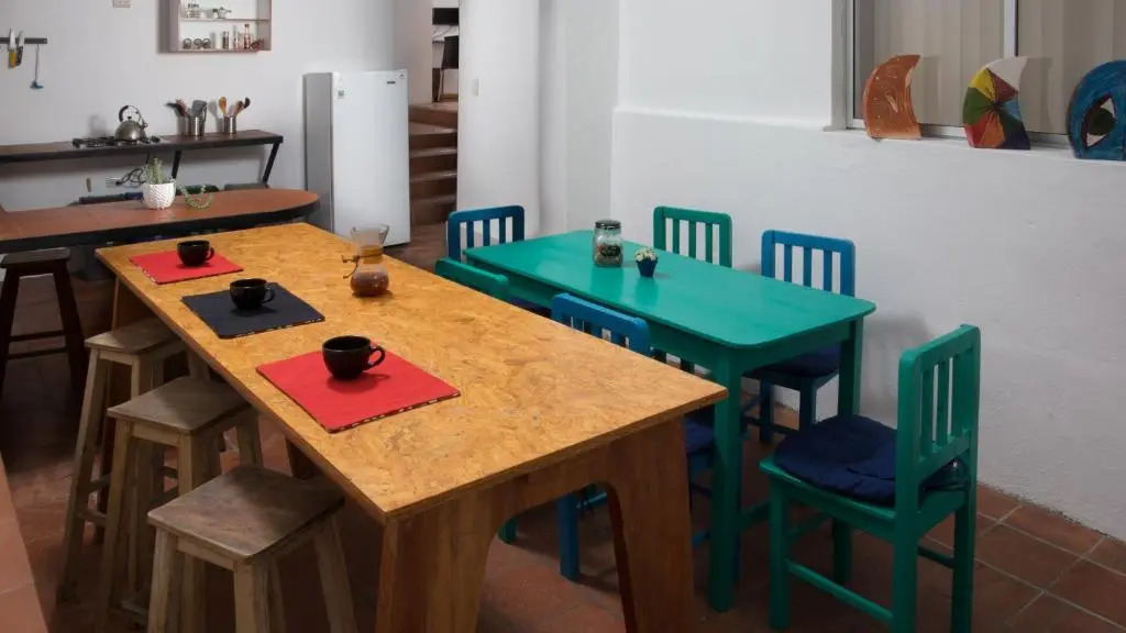 Alternative Hostels
