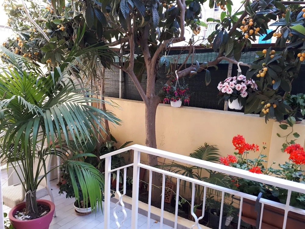 La Riviera B&B