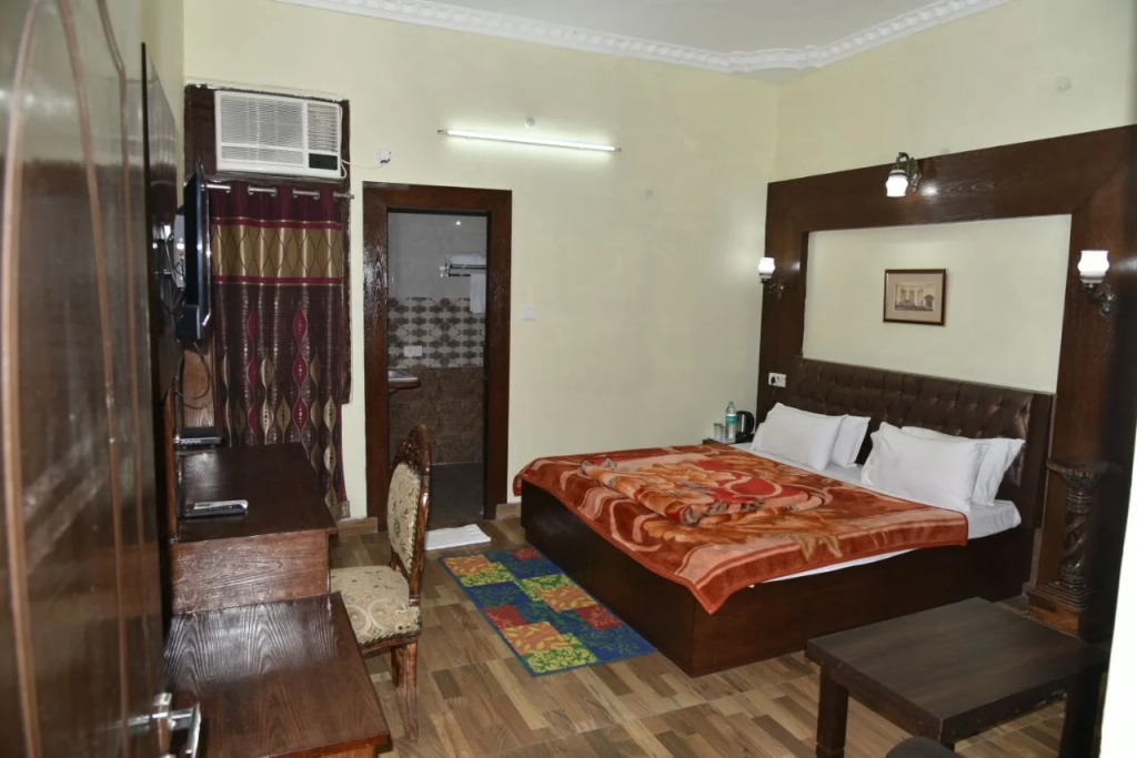 The Royal Hotel & Resort managed by Erica Hotels & Resorts