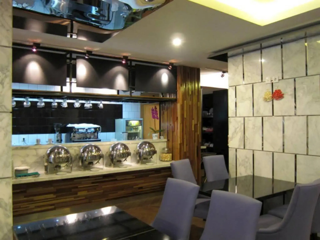 Hotel Melawai 1