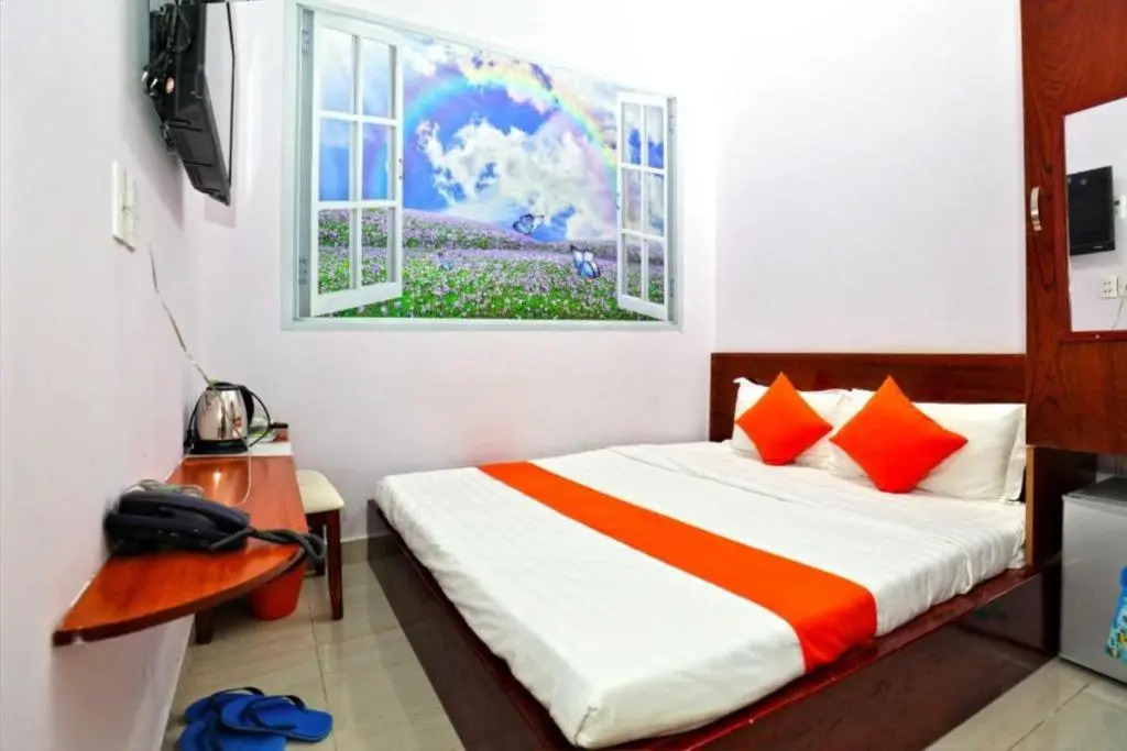 Chau Tran Hotel.