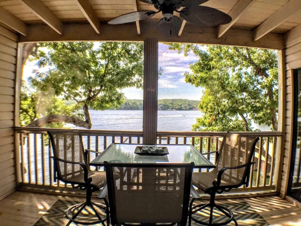 Baypoint 2 Bedroom Condo