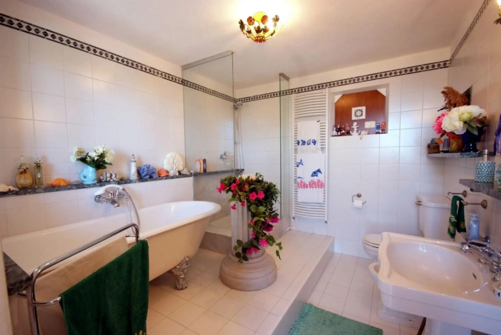 Incredible Villa Palmaiola overlooking the Gulf, Pool and large open spaces-VILLA PALMAIOLA