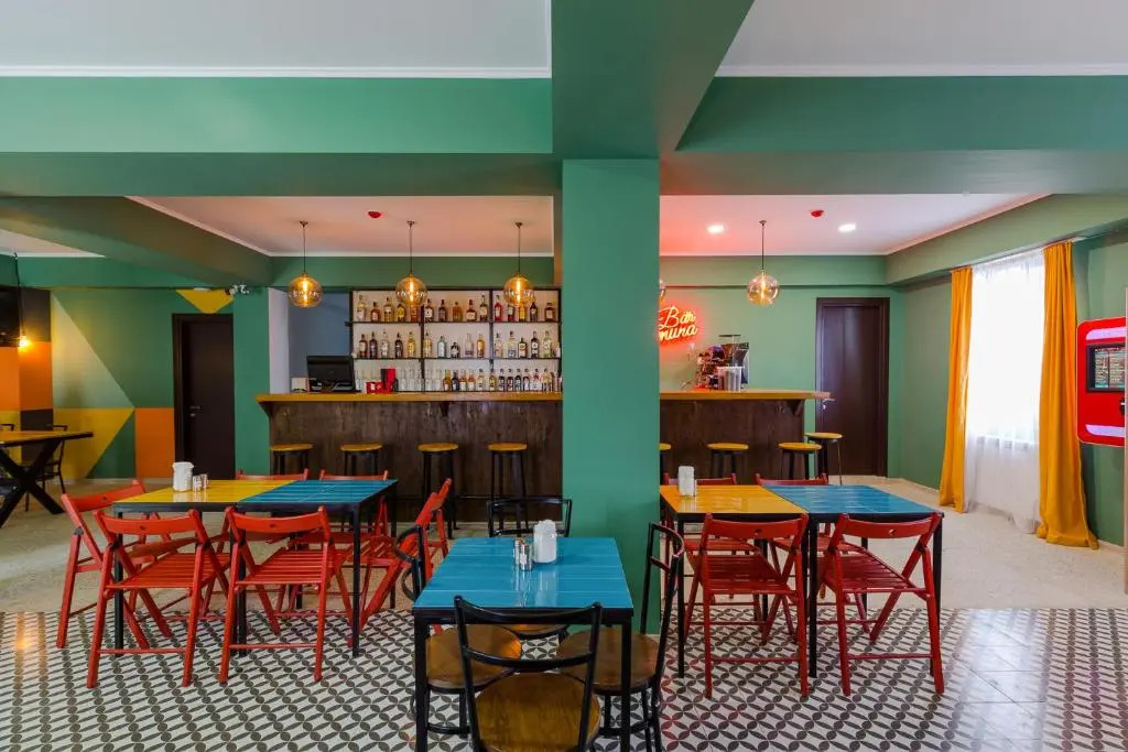 Komuna Hostel & Hotel