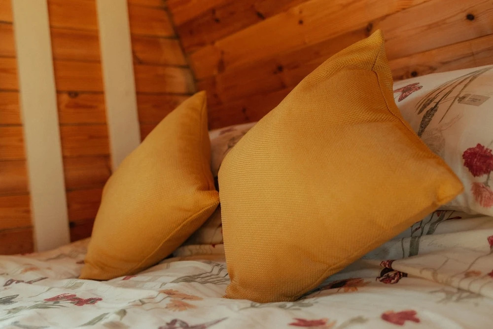 Glamping in Wiltshire the Green Knoll is a Charm