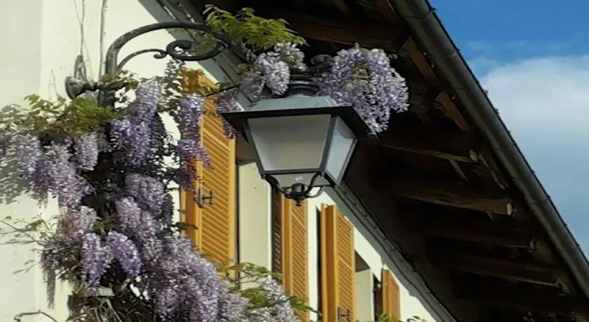 Neive Borgo