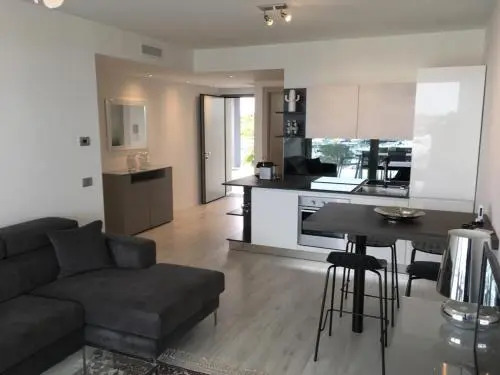 Laguna apartement