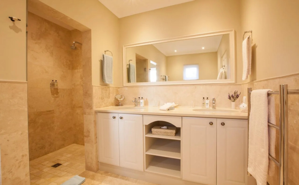 La Cabriere Country House