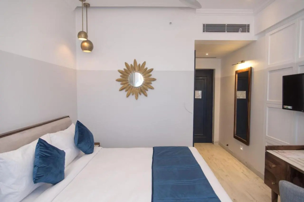 The Belmonte House by Noventa - Rooftop Pool Hotel in Udaipur