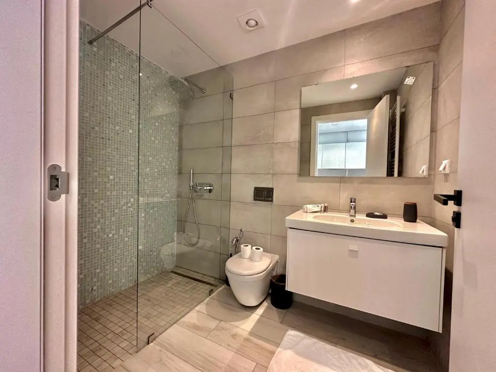 B15 Jad NEW central and well equipped apartment