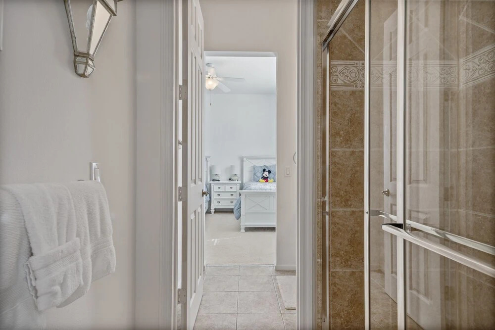 Rvh_295r Sparkling Oasis 4 Bedroom Home