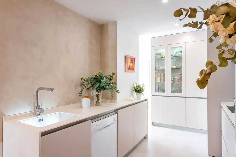 3 Bdrs Apartm With Private Terraces & Communal Swimming Pool in Estepona Benamara II