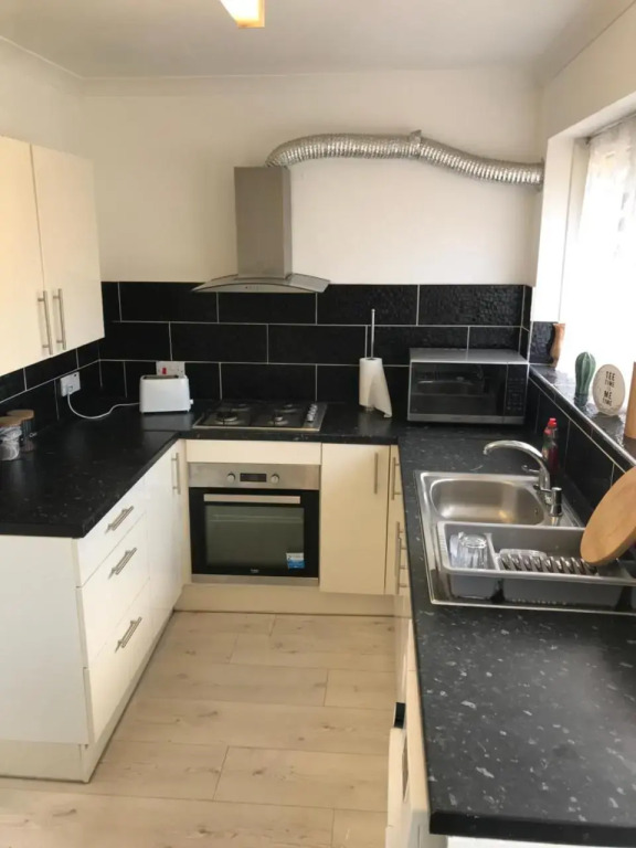 Newly refurbished 2bed bungalow, Bristol, UK