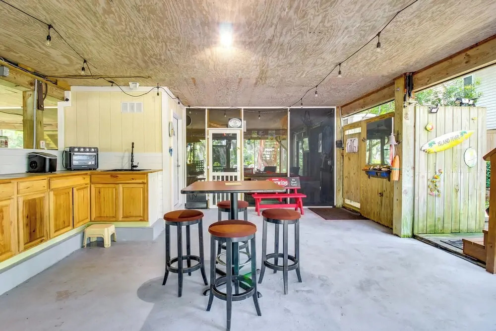 Walk to North Topsail Shores: Beach House w/ Gear!