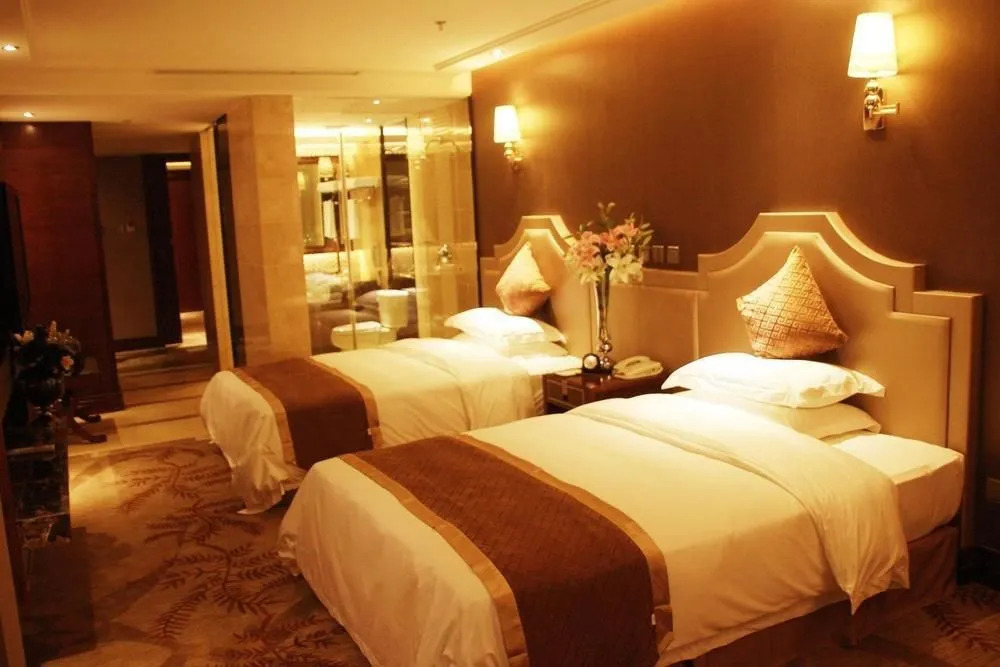 Chengdu Cannes Holiday Inn Hotel