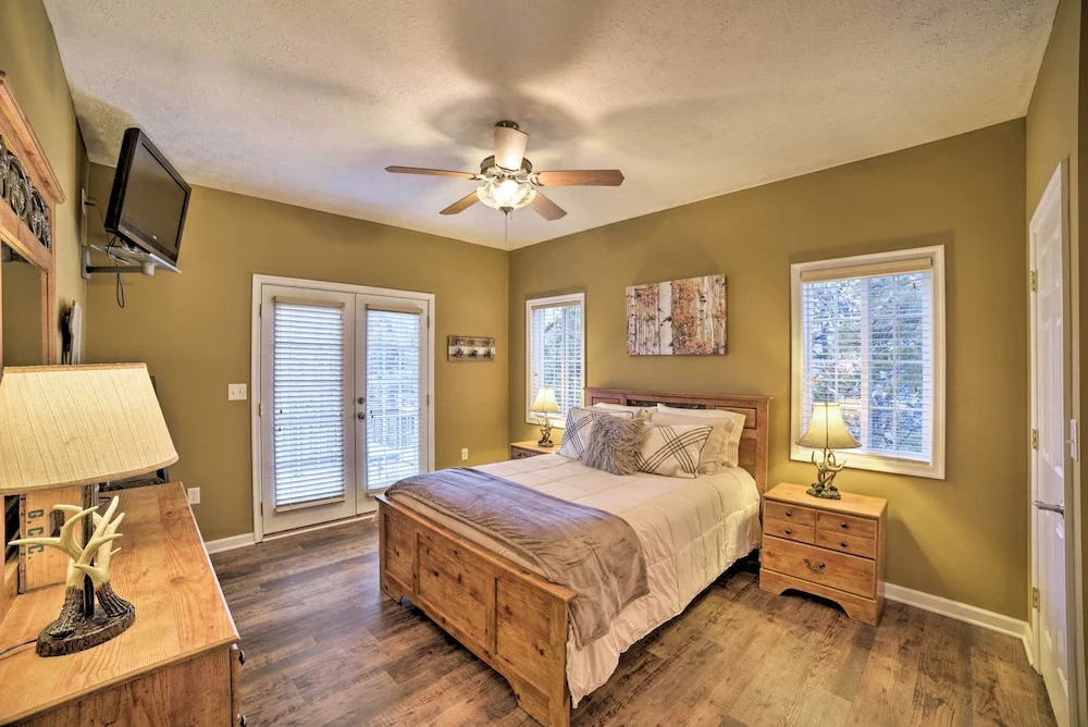 Family-friendly Massanutten Home w/ Slope Views!