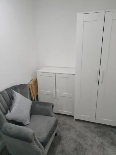Beautiful Room-4
