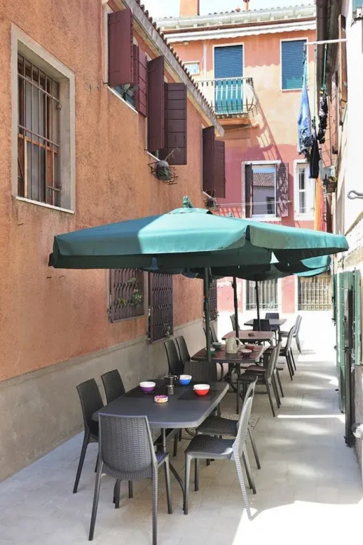 Venice Apartments