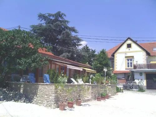 Bacchus Apartman - Borbarlang, Badacsony