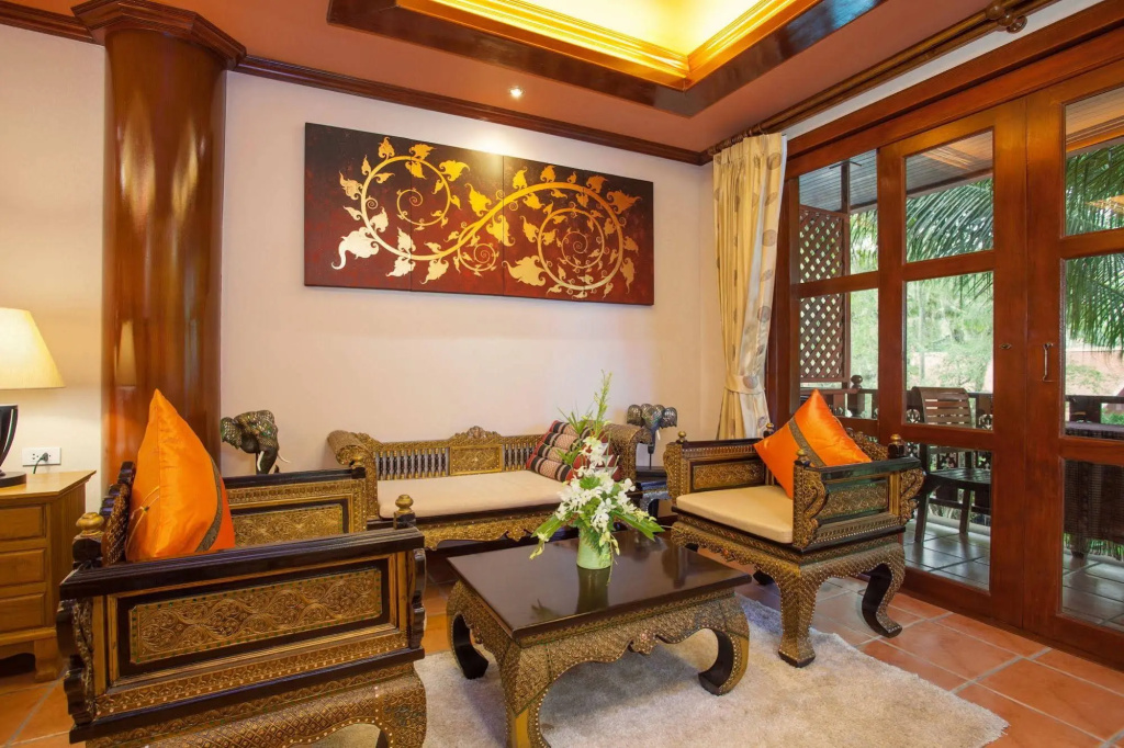 Royal Phawadee Village Patong - 2 Minutes walk to the beach
