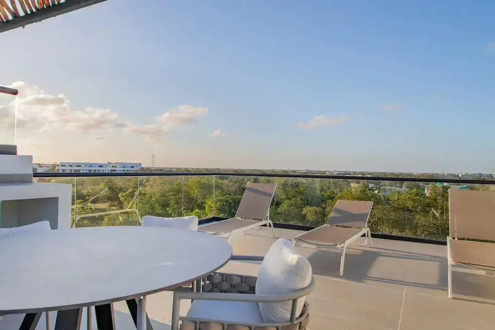 Kite Suite 207