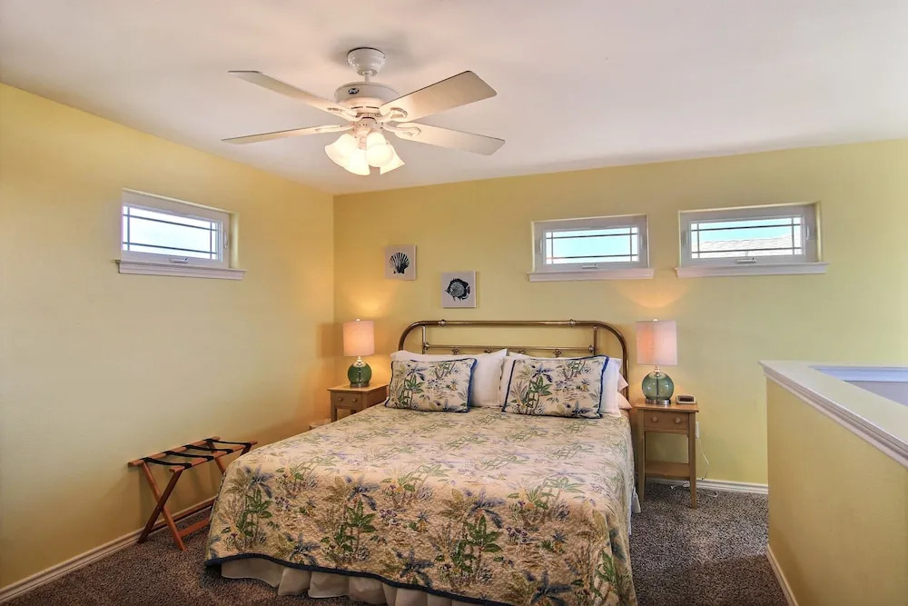 Treasure Isle 4 Bedrooms 5 Bathrooms Home