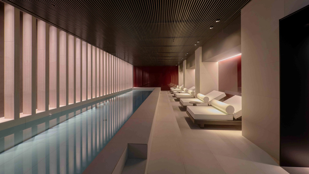 Kozmo Hotel Suites & Spa - Small Luxury Hotels of the World