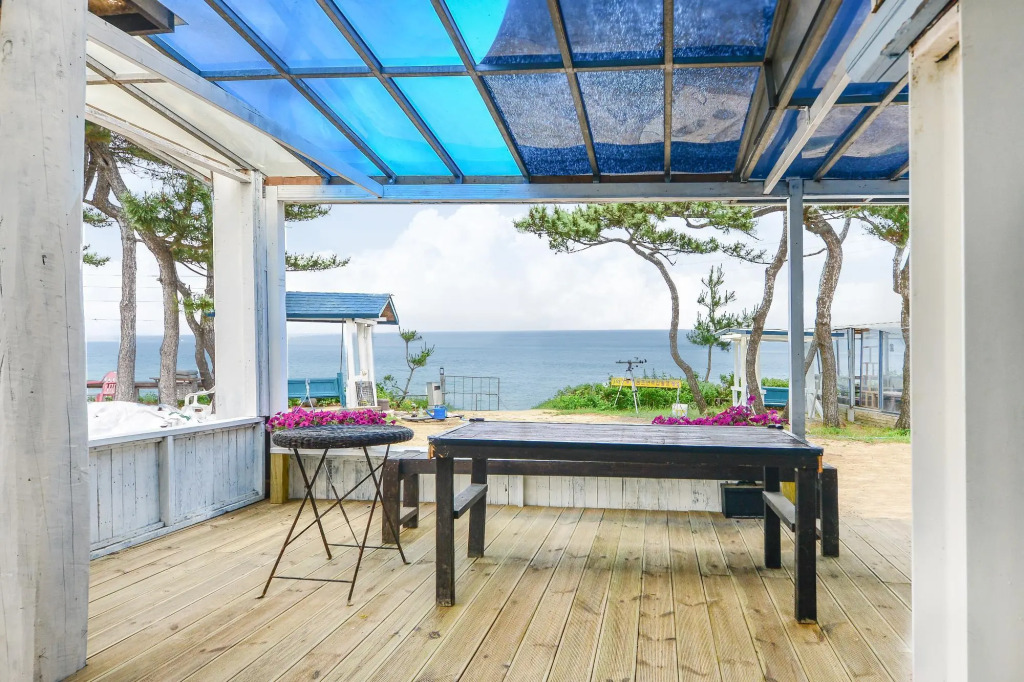 Gangneung Guytack Pension