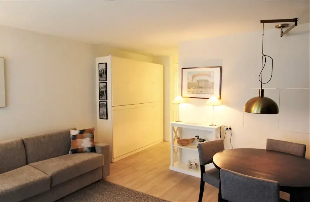 Studio in Het Zoute With Side Sea View