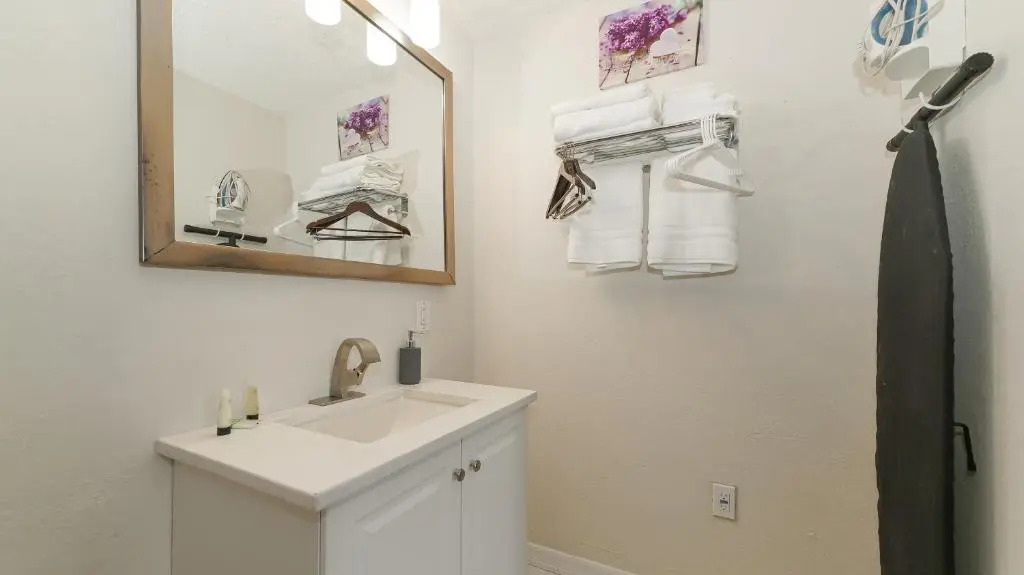 Heated Pool, Fireplace, 70" TV, Waterfront & More!