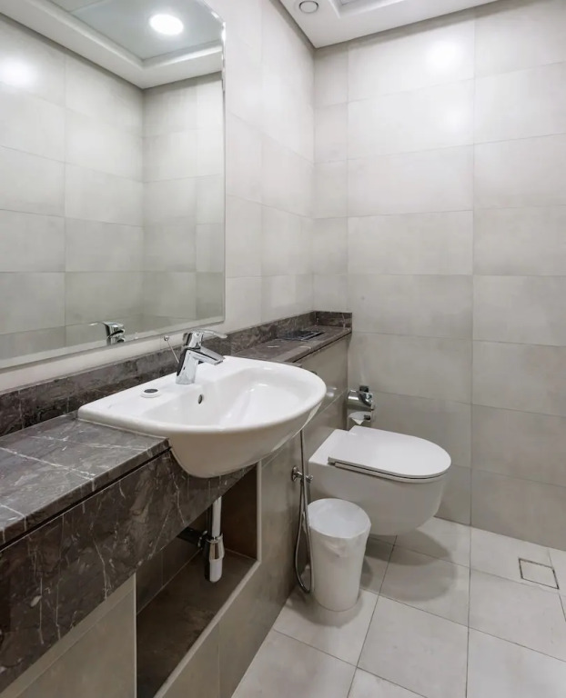 Spacious 2BR apartment with rooftop pool The Bay DT by 360 Vacation