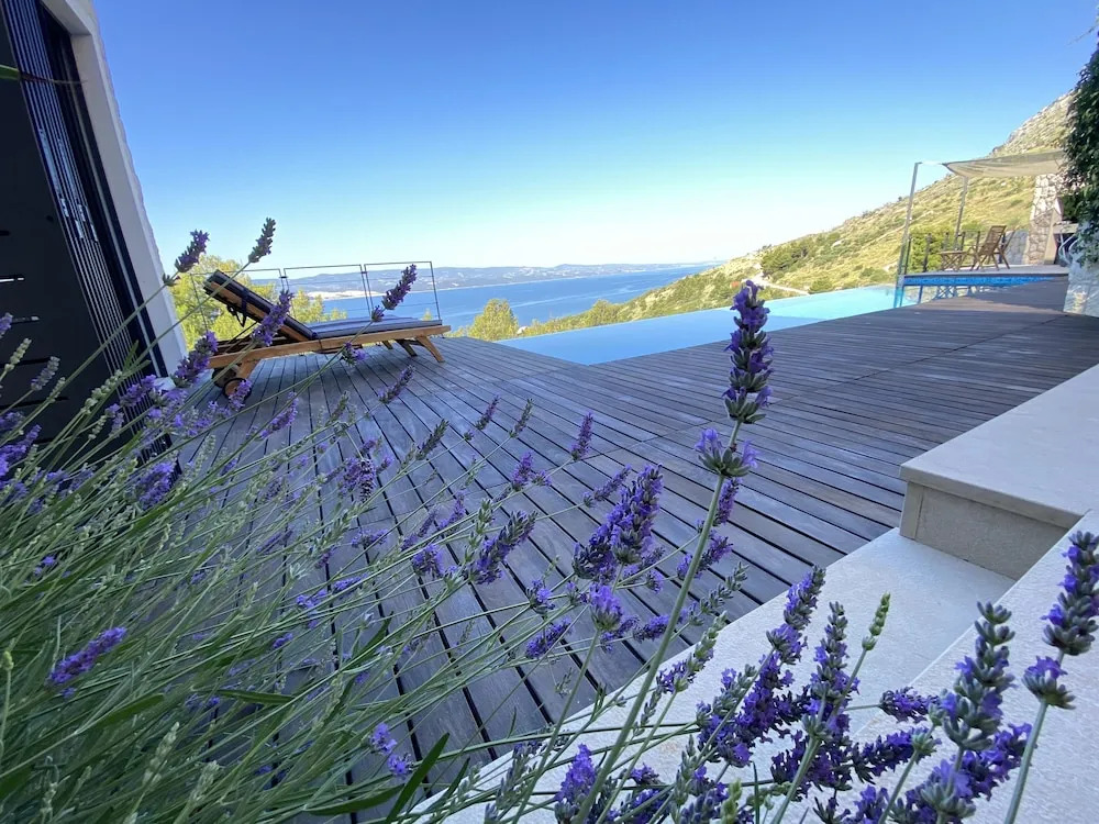 Villa Forte-the Exclusive Private Villa With Amazing sea View Located in Mimice