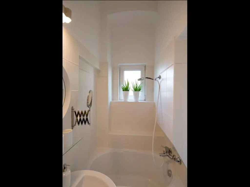 LikeHome Apartment