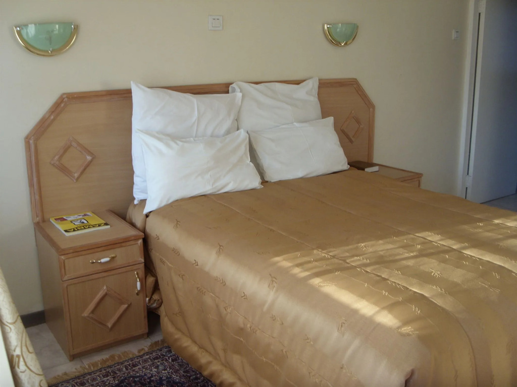 Mosi-O-Tunya Executive Lodge