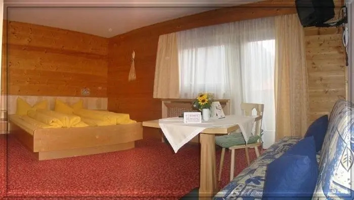 Kristall Apartments