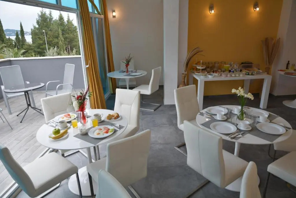 Villa Avantgarde