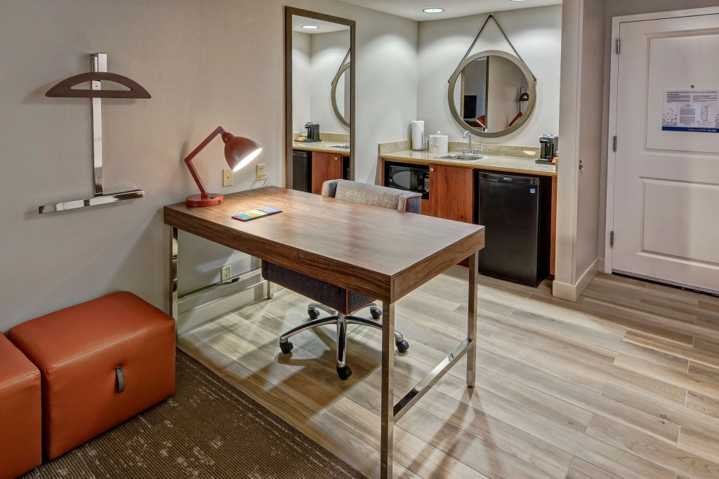 Hampton Inn & Suites Fort Myers Estero