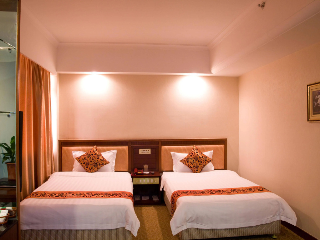 Pearl River Hotel