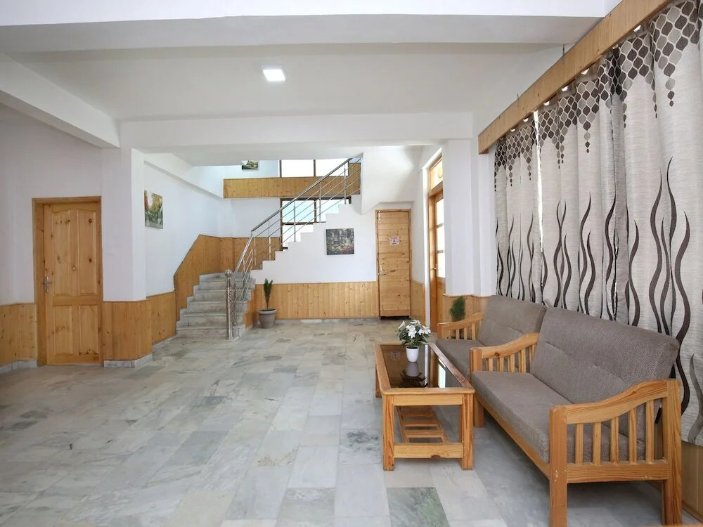 Hotel OYO 9995 Manali Plaza
