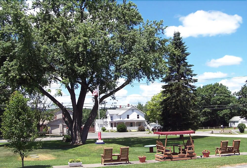 The Weathervane Motel