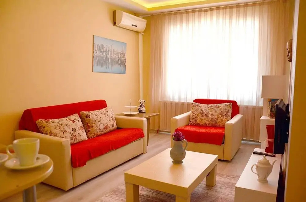 Evin Suites