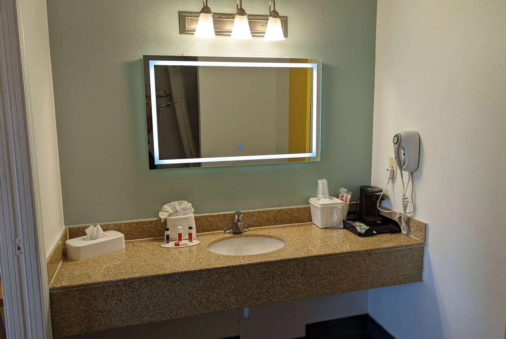 Days Inn by Wyndham Lake Havasu