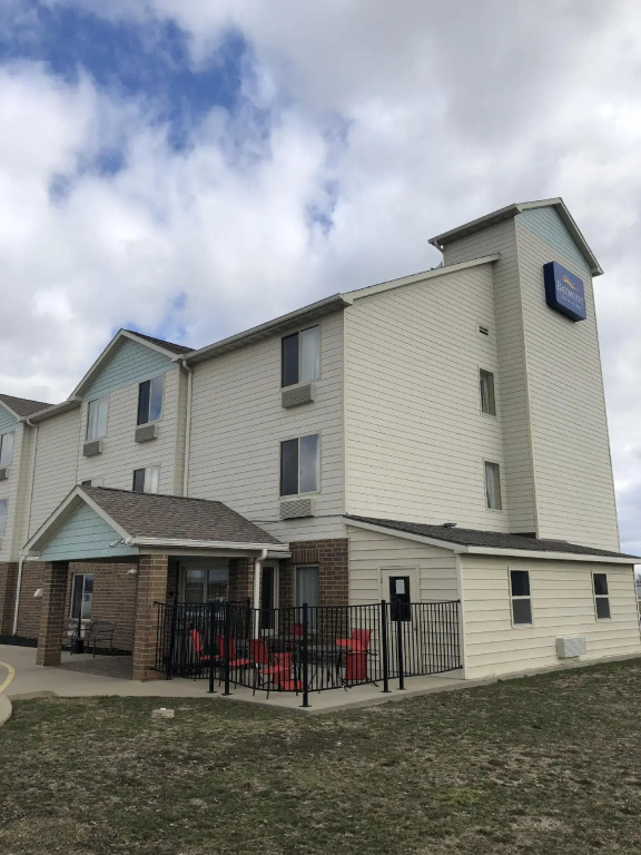 Jacksonville Inn & Suites